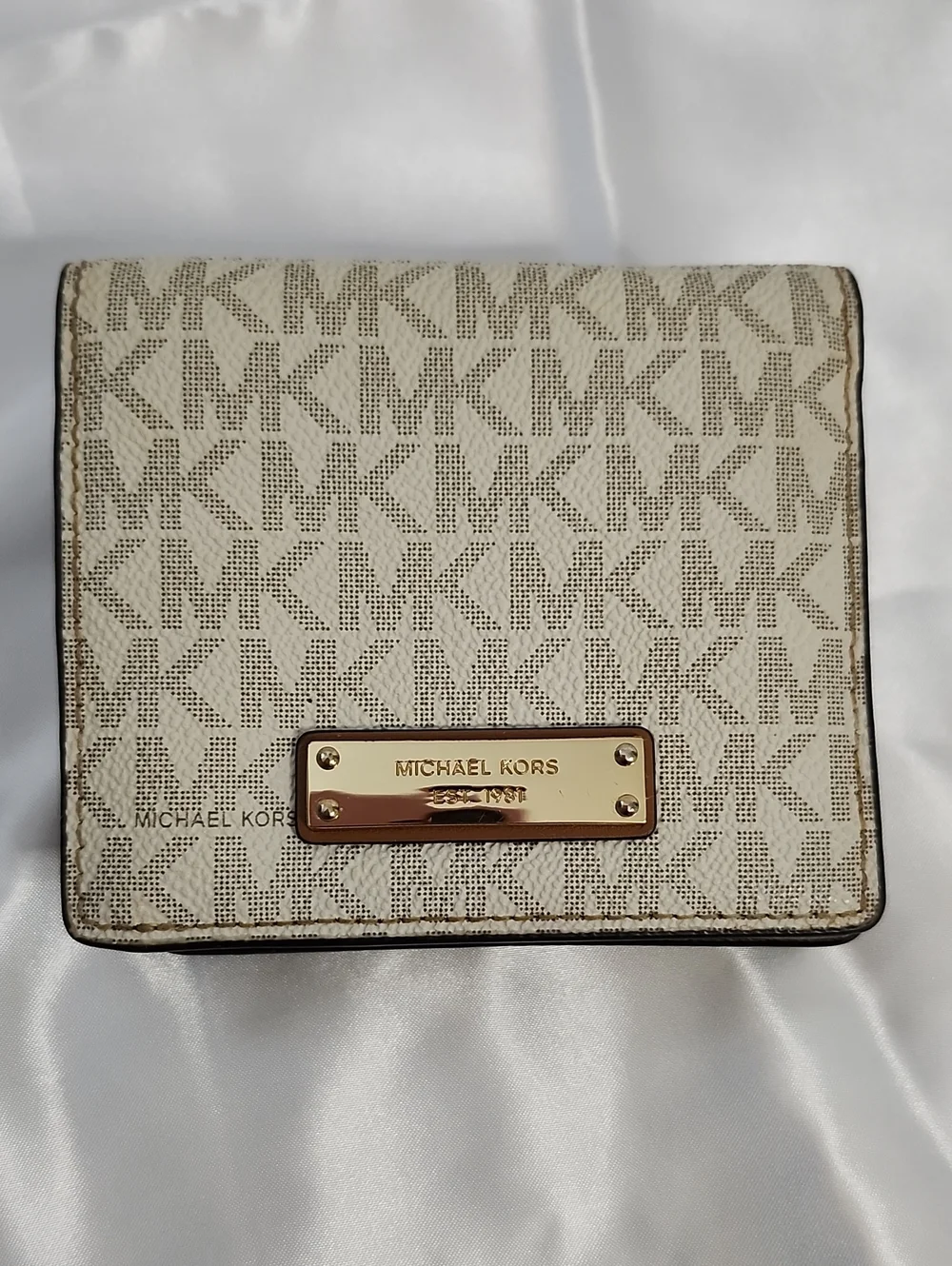 Michael Kors Camel Multi MD Dome Crossbody Bag w/ Coordinating Snap Wallet Set